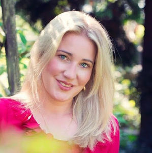 Meet your Posher, Eliza